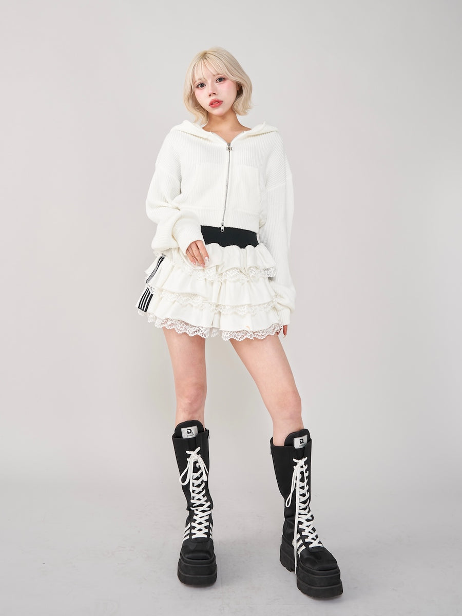 モデル:155cm(着用サイズ:FREE 着用カラー:WHT)