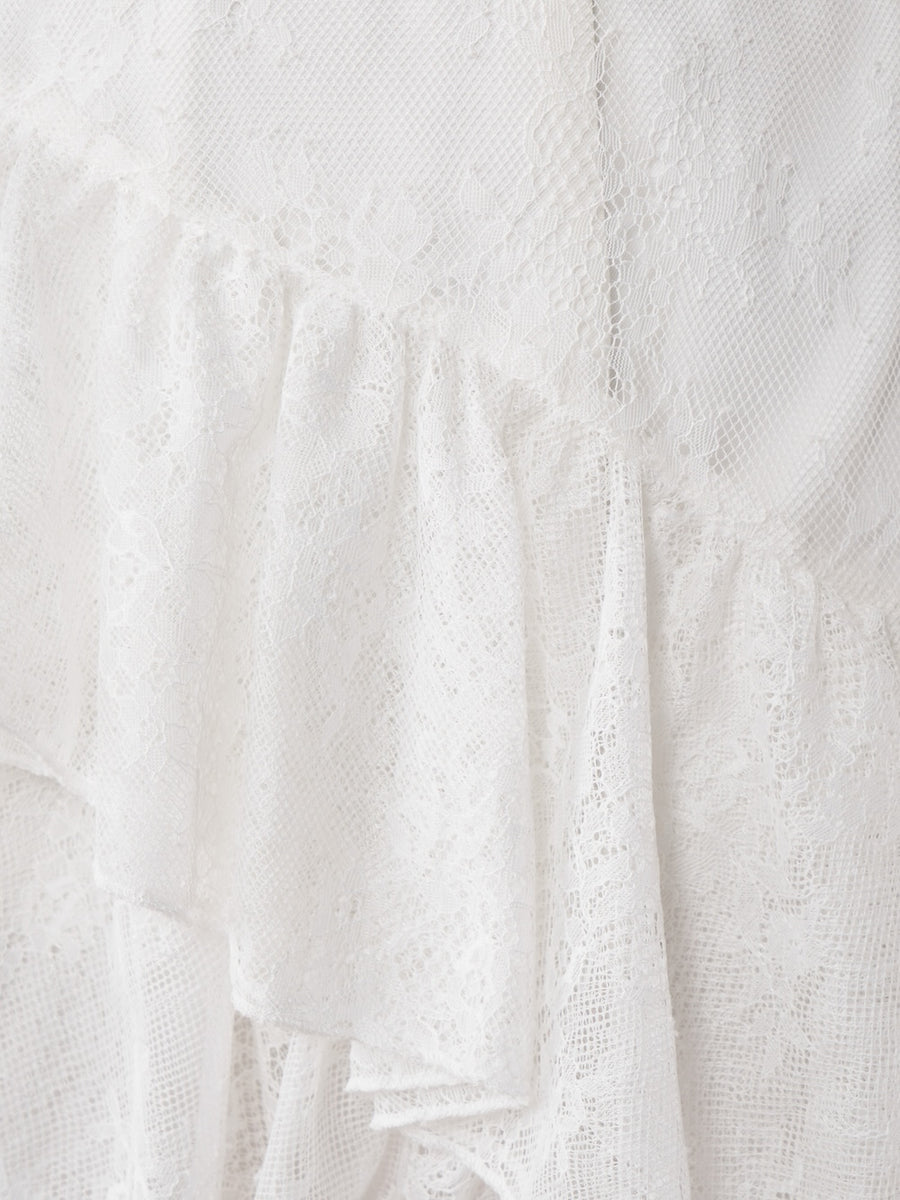 モデル:155cm(着用サイズ:FREE 着用カラー:WHT)