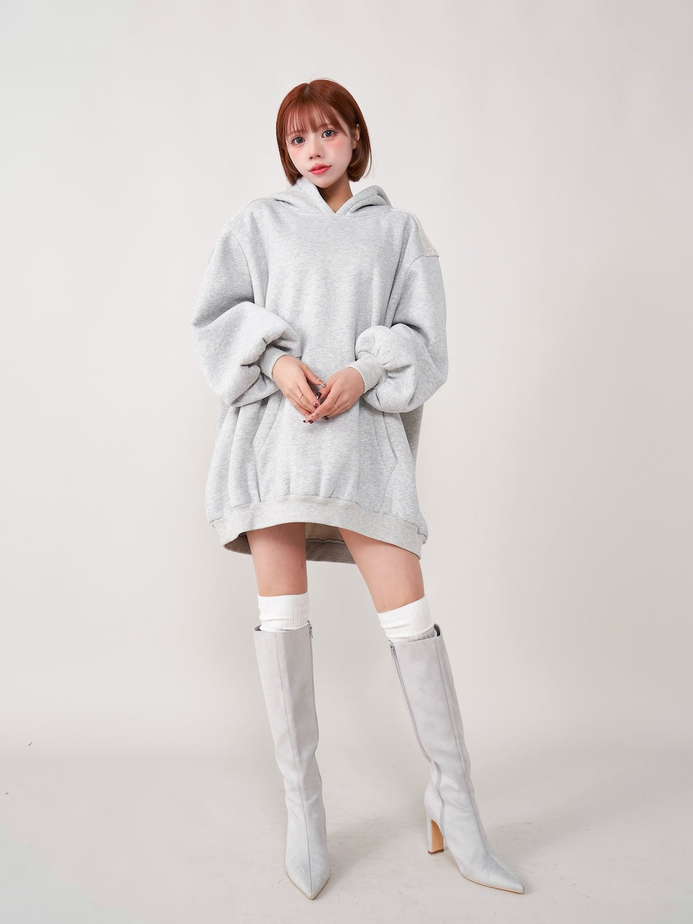 モデル:155cm(着用サイズ:FREE 着用カラー:GRY)