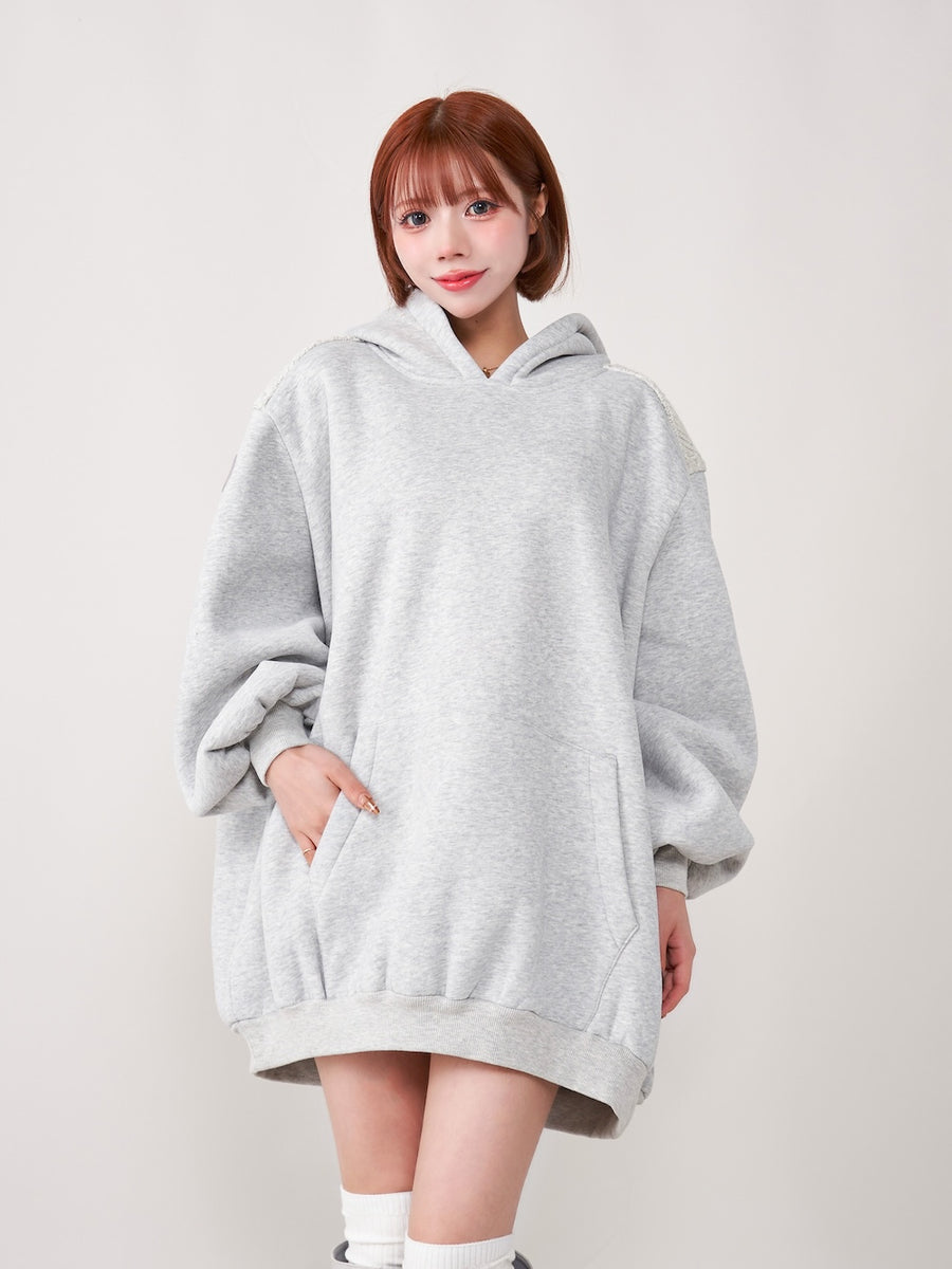 モデル:155cm(着用サイズ:FREE 着用カラー:GRY)
