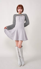 モデル:155cm(着用サイズ:FREE 着用カラー:GRY)