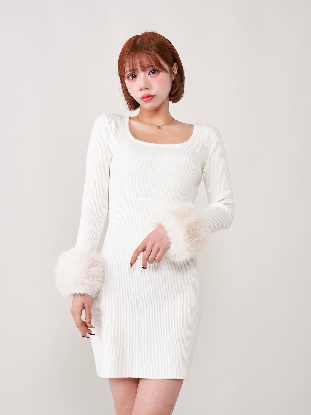 モデル:155cm(着用サイズ:FREE 着用カラー:IVO)