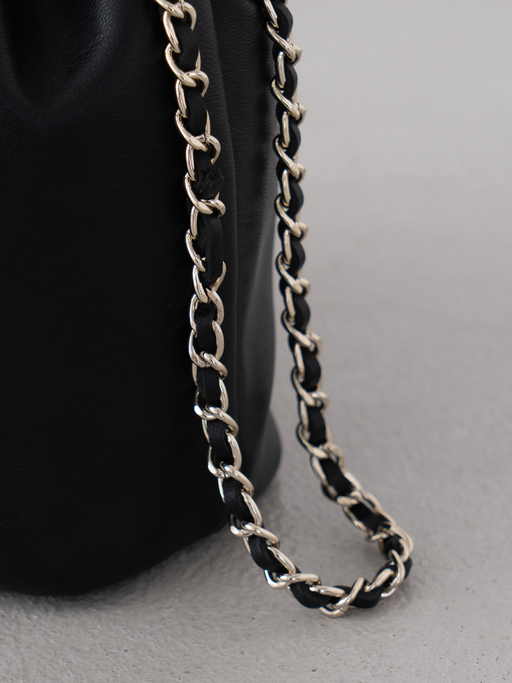 サイズ:FREE カラー:BLK