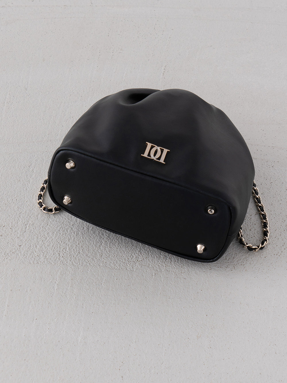 サイズ:FREE カラー:BLK