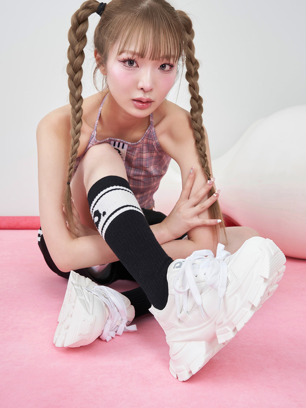 モデル:163cm(着用サイズ:L 着用カラー:WHT)