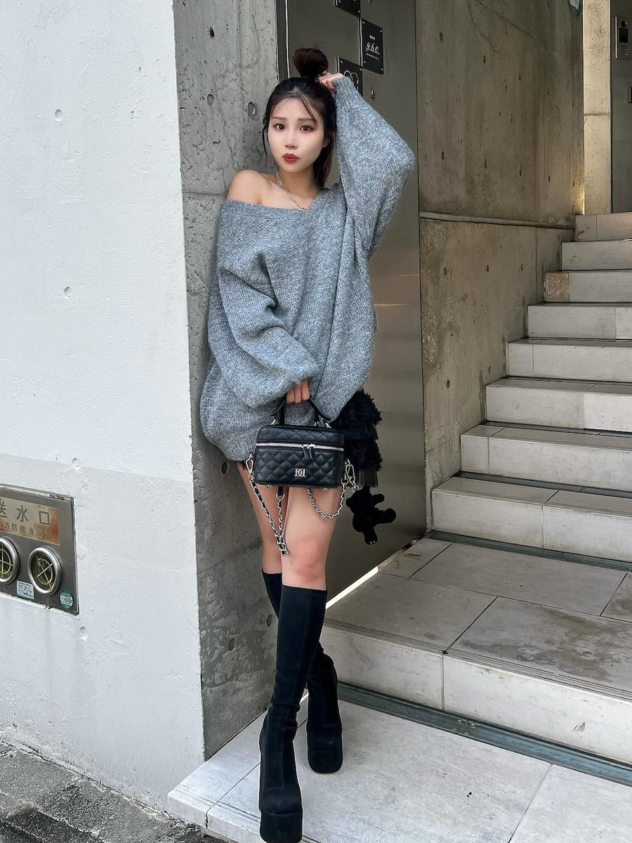 モデル:158cm(着用サイズ:FREE 着用カラー:GRY)