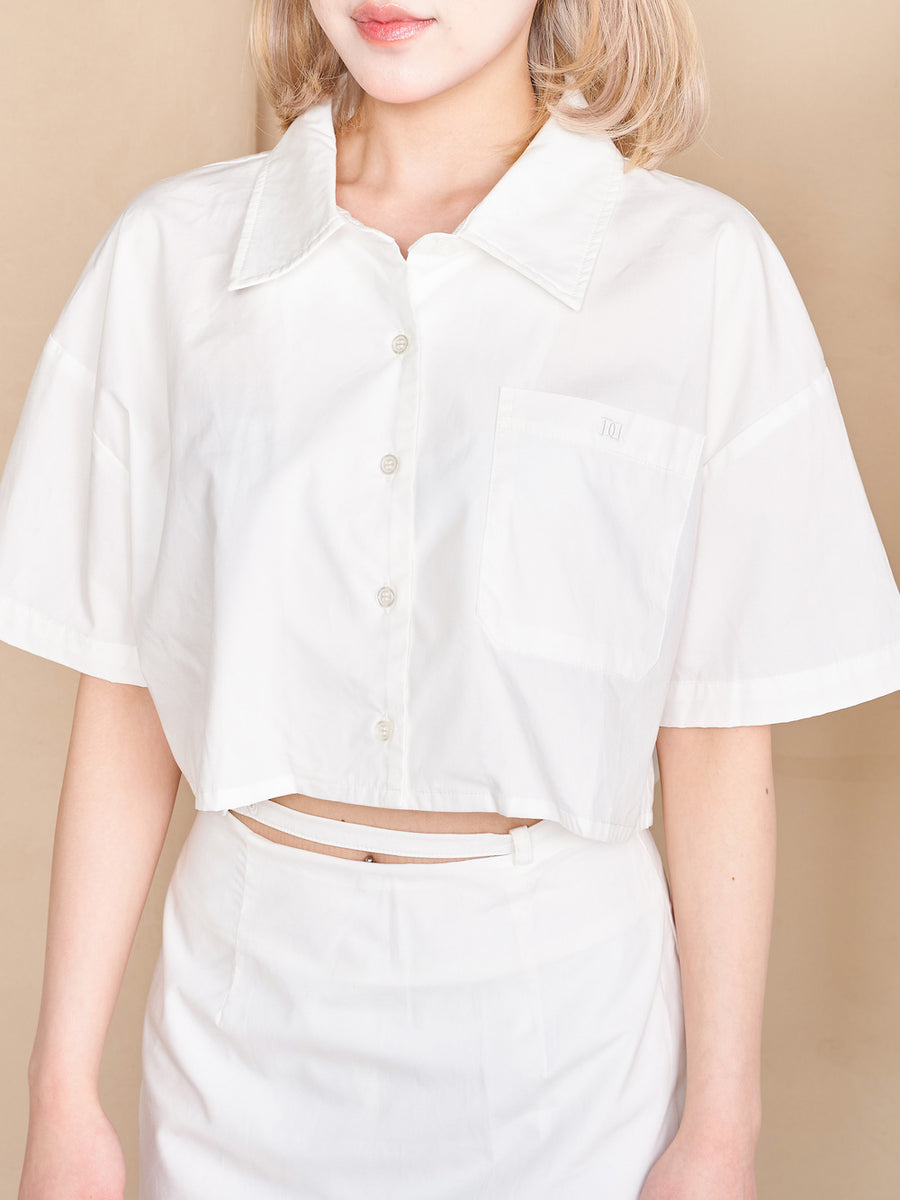 モデル:160cm(着用サイズ:S 着用カラー:WHT)