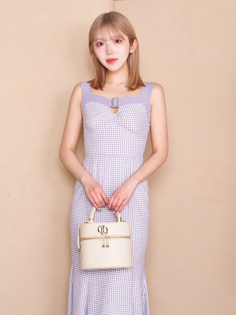 モデル:160cm(着用サイズ:FREE 着用カラー:PUR)