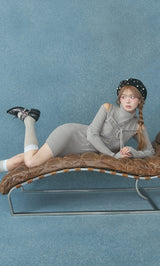 モデル:163cm(着用サイズ:FREE 着用カラー:GRY)