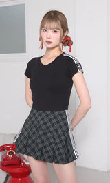 モデル:163cm(着用サイズ:FREE 着用カラー:BLK)