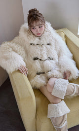 モデル:163cm(着用サイズ:FREE 着用カラー:IVO)