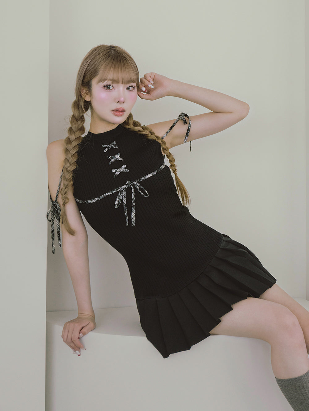 モデル:163cm(着用サイズ:FREE 着用カラー:BLK)