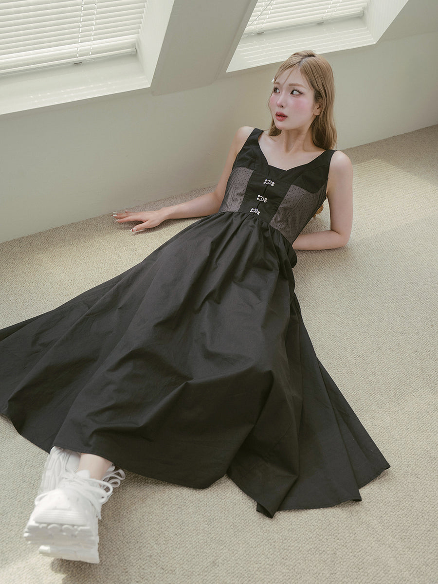 モデル:163cm(着用サイズ:FREE 着用カラー:BLK)