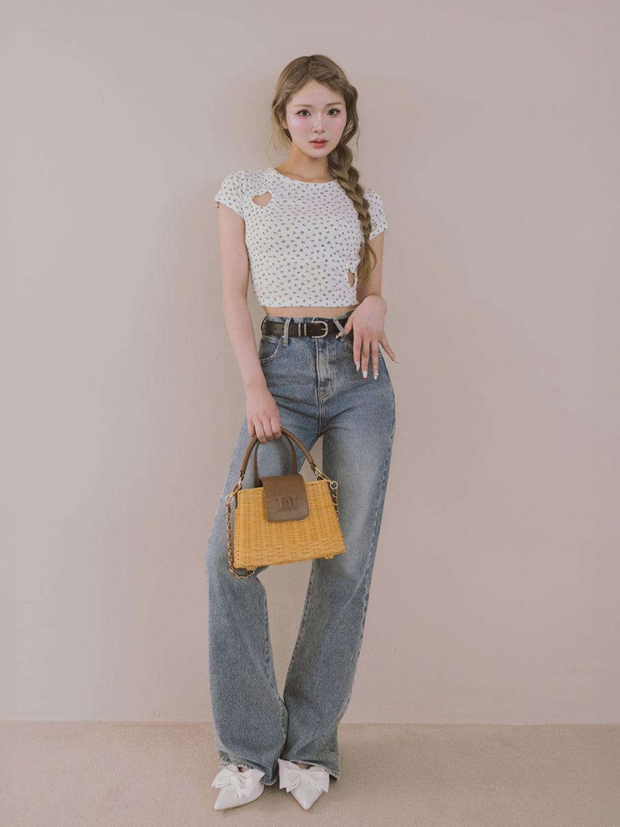 モデル:163cm(着用サイズ:FREE 着用カラー:WHT)
