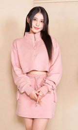 モデル:155cm(着用サイズ:FREE 着用カラー:PNK)