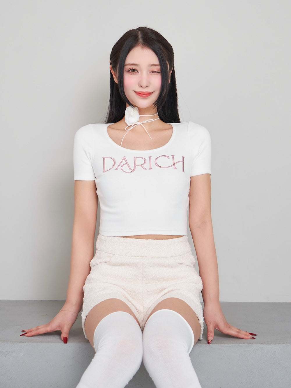 モデル:155cm(着用サイズ:FREE 着用カラー:WHT)