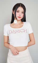 モデル:155cm(着用サイズ:FREE 着用カラー:WHT)