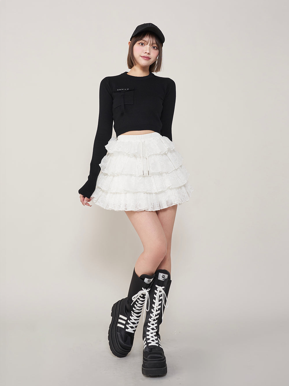 モデル:163cm(着用サイズ:FREE 着用カラー:BLK)
