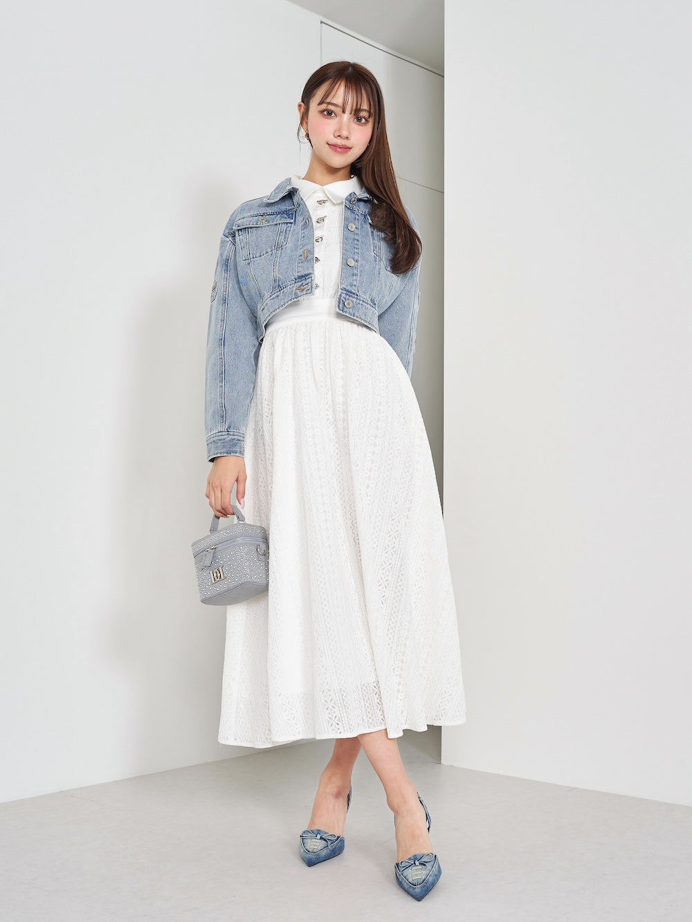 モデル:163cm(着用サイズ:FREE 着用カラー:I-BLU)