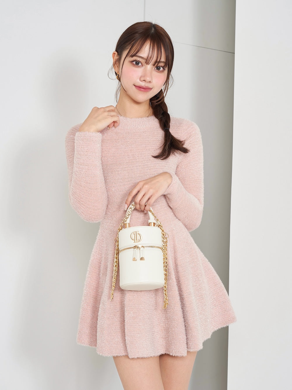 モデル:163cm(着用サイズ:FREE 着用カラー:PNK)
