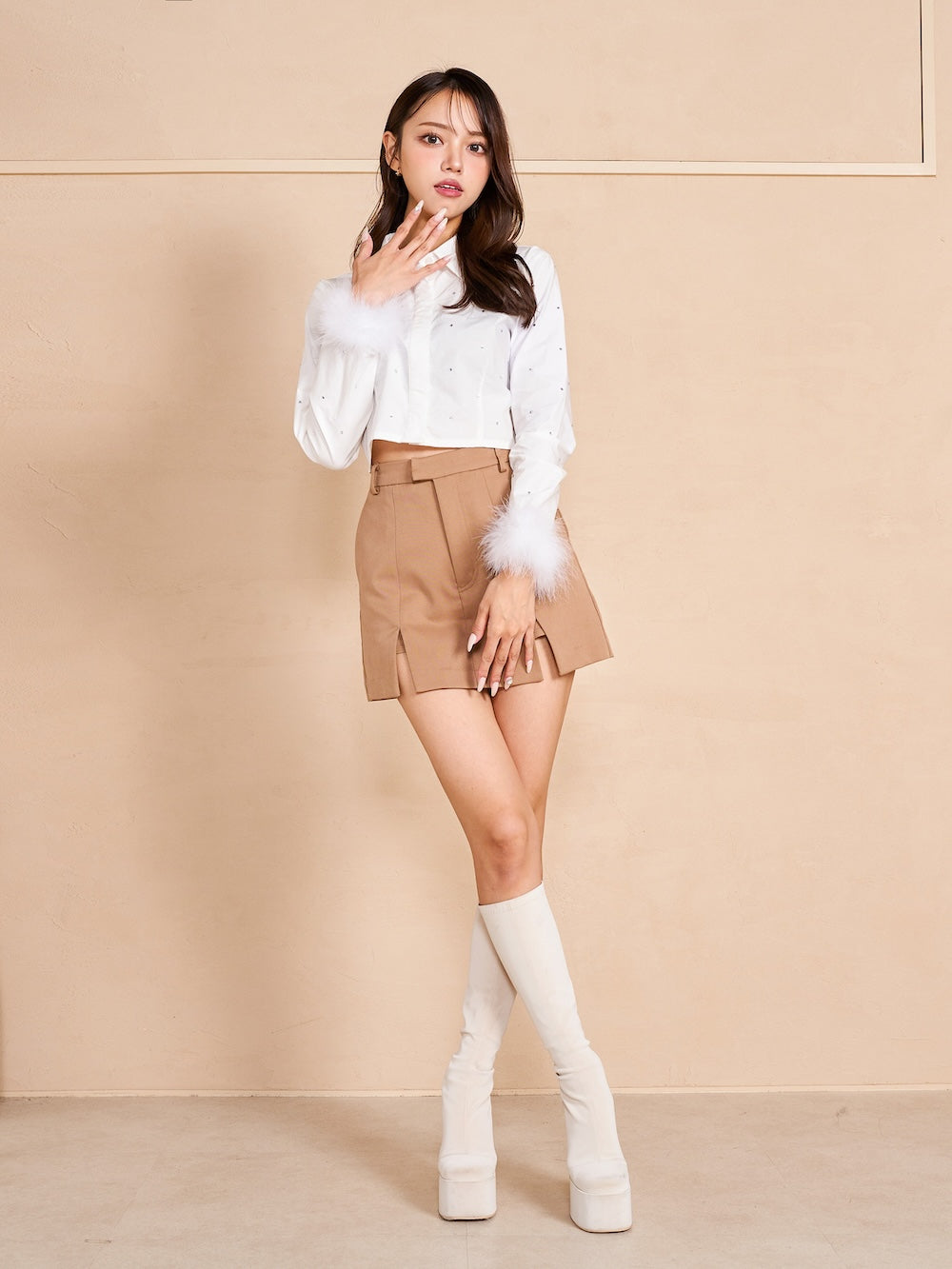 モデル:163cm(着用サイズ:FREE 着用カラー:WHT)