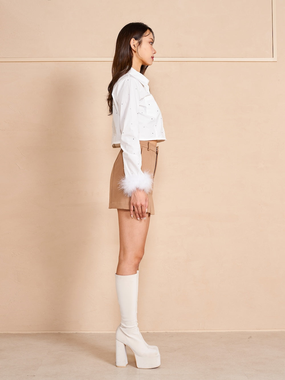 モデル:163cm(着用サイズ:FREE 着用カラー:WHT)