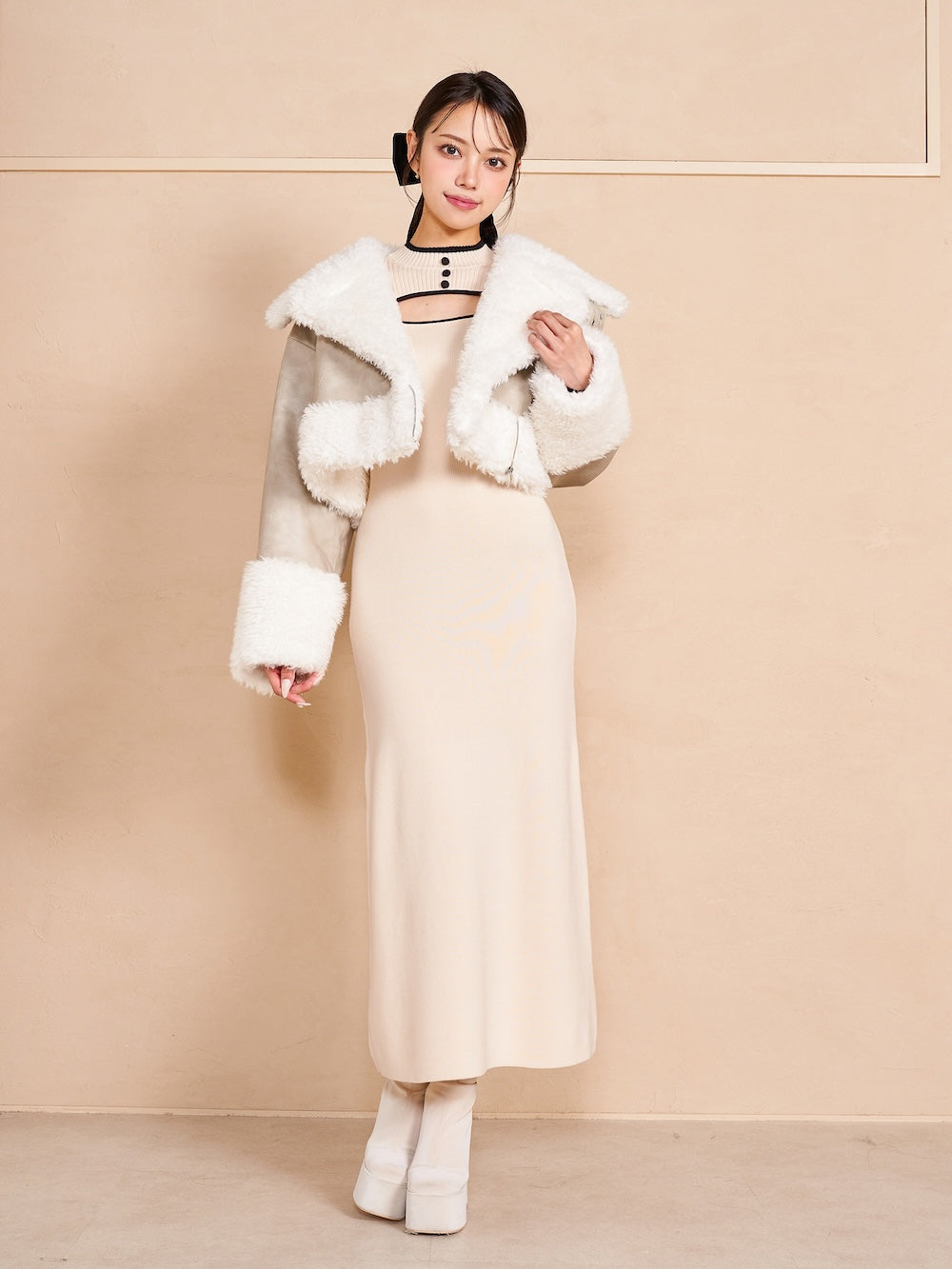 モデル:163cm(着用サイズ:FREE 着用カラー:GRY)
