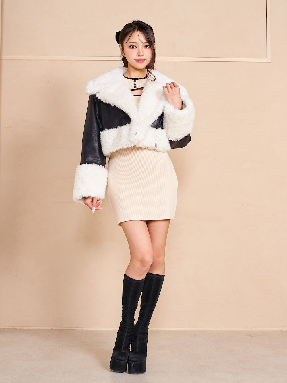 モデル:163cm(着用サイズ:FREE 着用カラー:BLK)