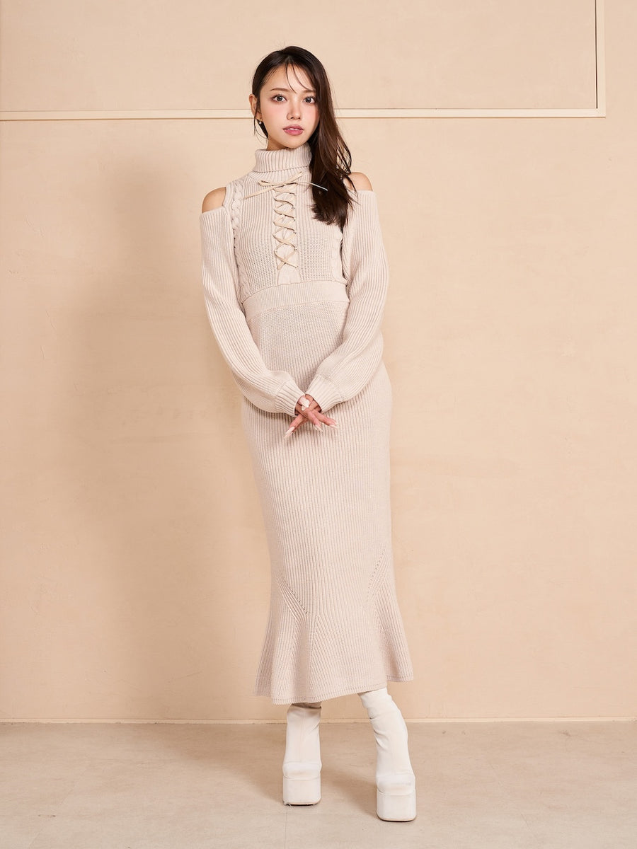 モデル:163cm(着用サイズ:FREE 着用カラー:IVO)