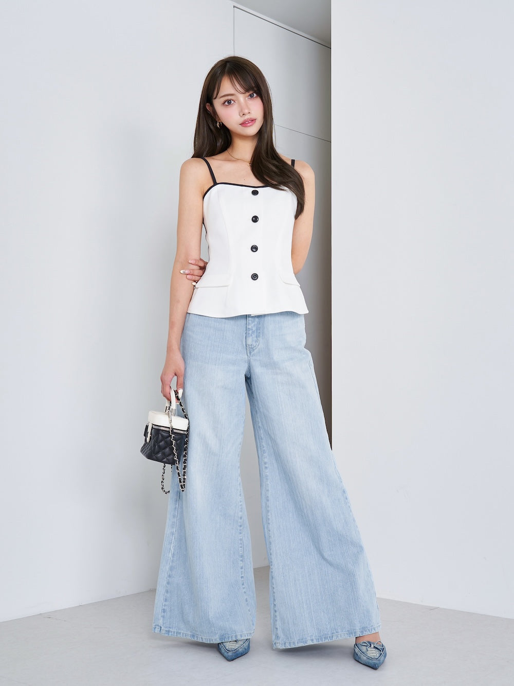 モデル:163cm(着用サイズ:FREE 着用カラー:WHT)