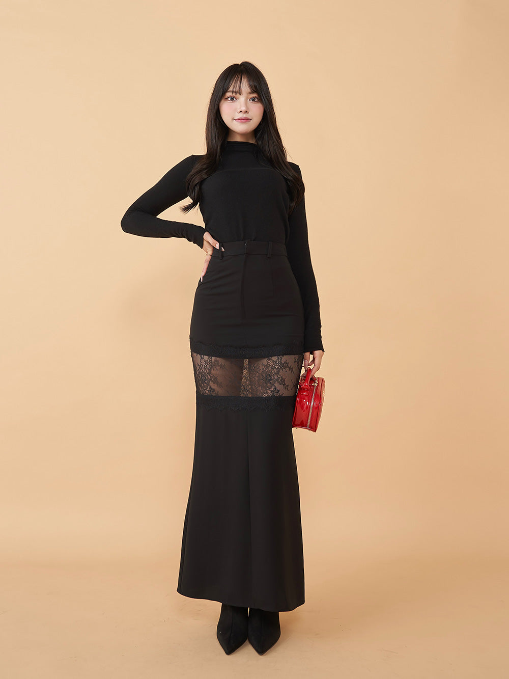 モデル:163cm(着用サイズ:FREE 着用カラー:BLK)