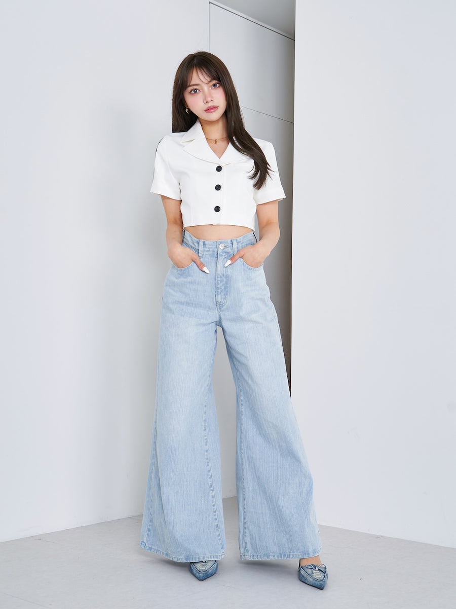モデル:163cm(着用サイズ:FREE 着用カラー:WHT)