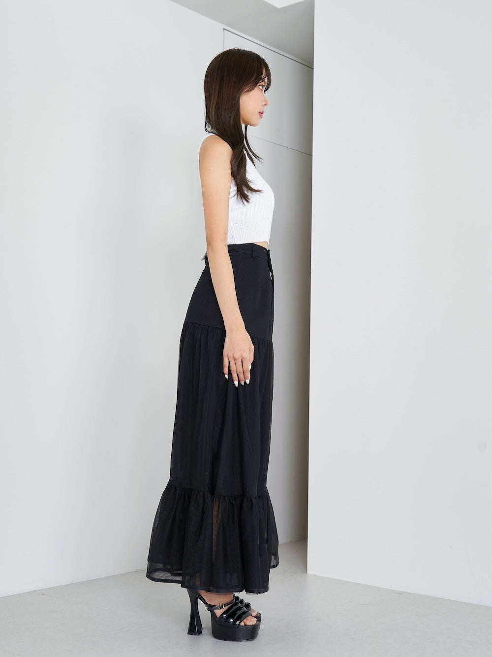 モデル:163cm(着用サイズ:FREE 着用カラー:WHT)