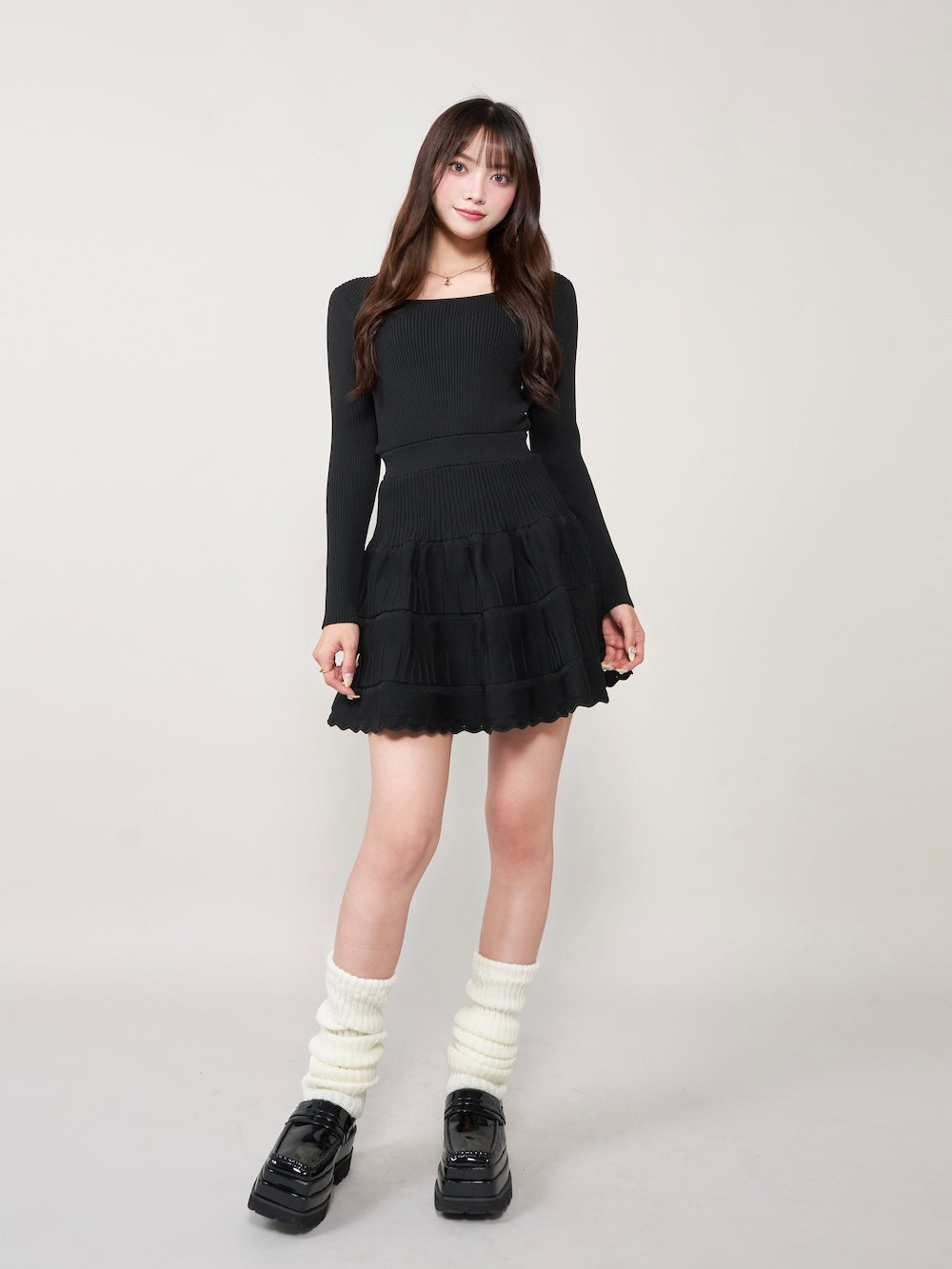 モデル:163cm(着用サイズ:FREE 着用カラー:BLK)