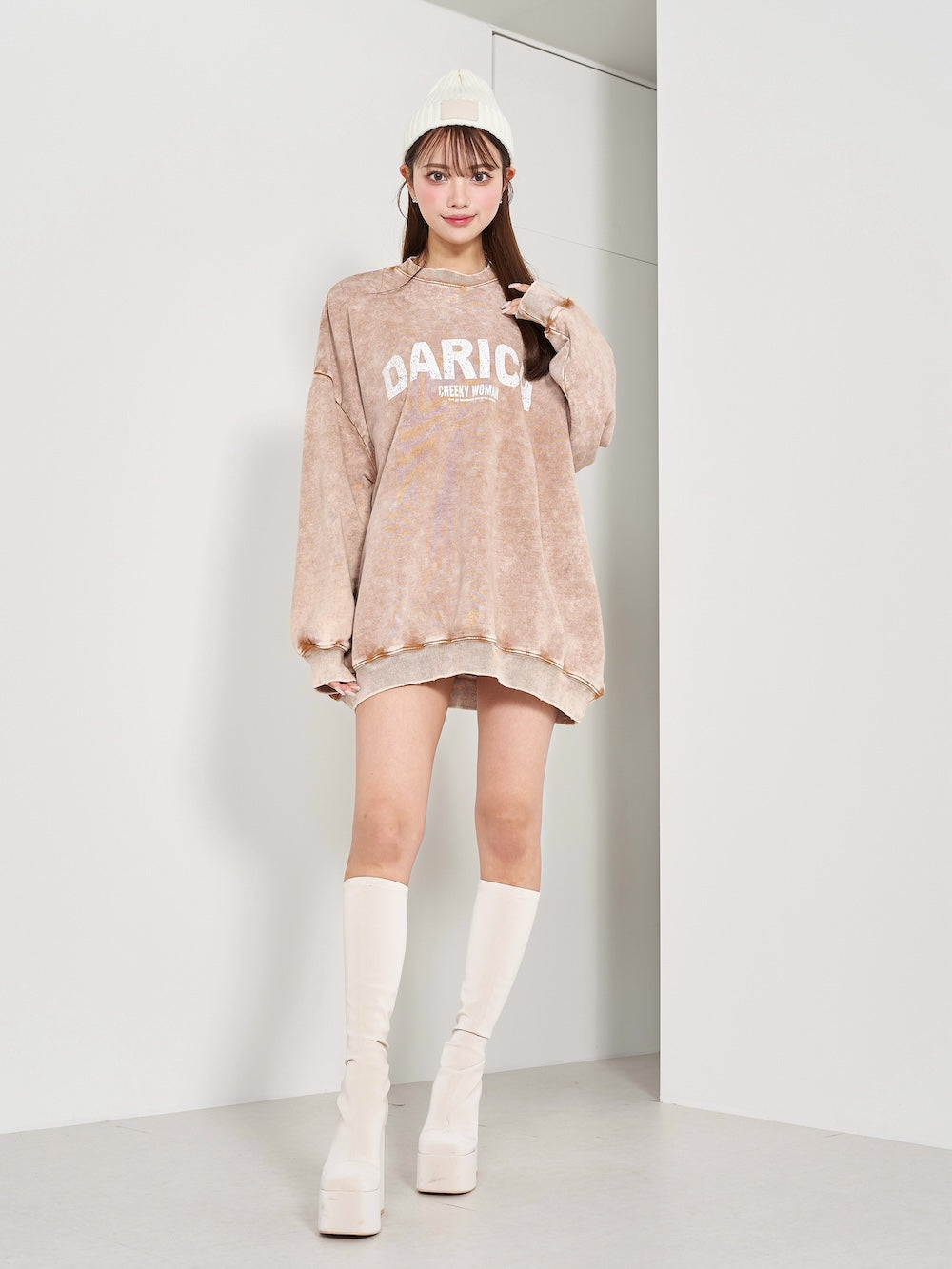 モデル:163cm(着用サイズ:FREE 着用カラー:BEG)