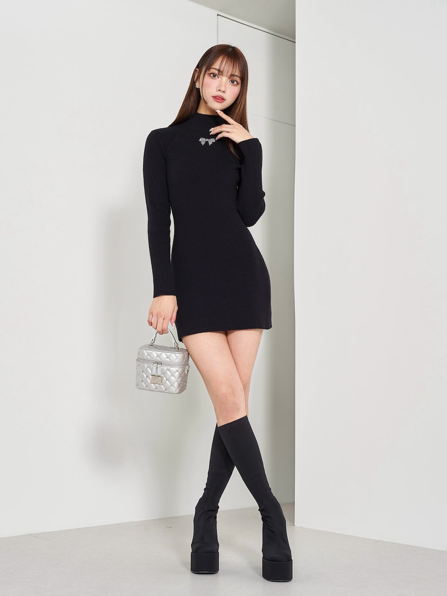 モデル:163cm(着用サイズ:FREE 着用カラー:BLK)