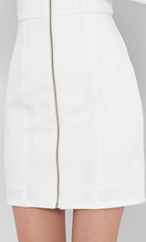 モデル:163cm(着用サイズ:FREE 着用カラー:WHT)