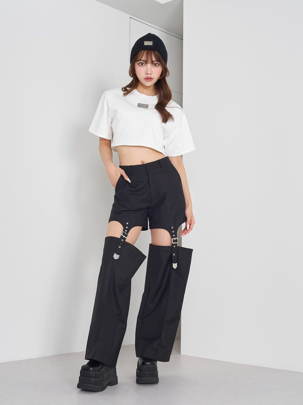 モデル:163cm(着用サイズ:FREE 着用カラー:WHT)