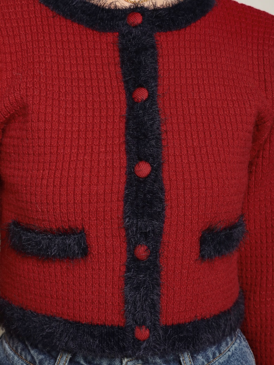 モデル:163cm(着用サイズ:FREE 着用カラー:RED)