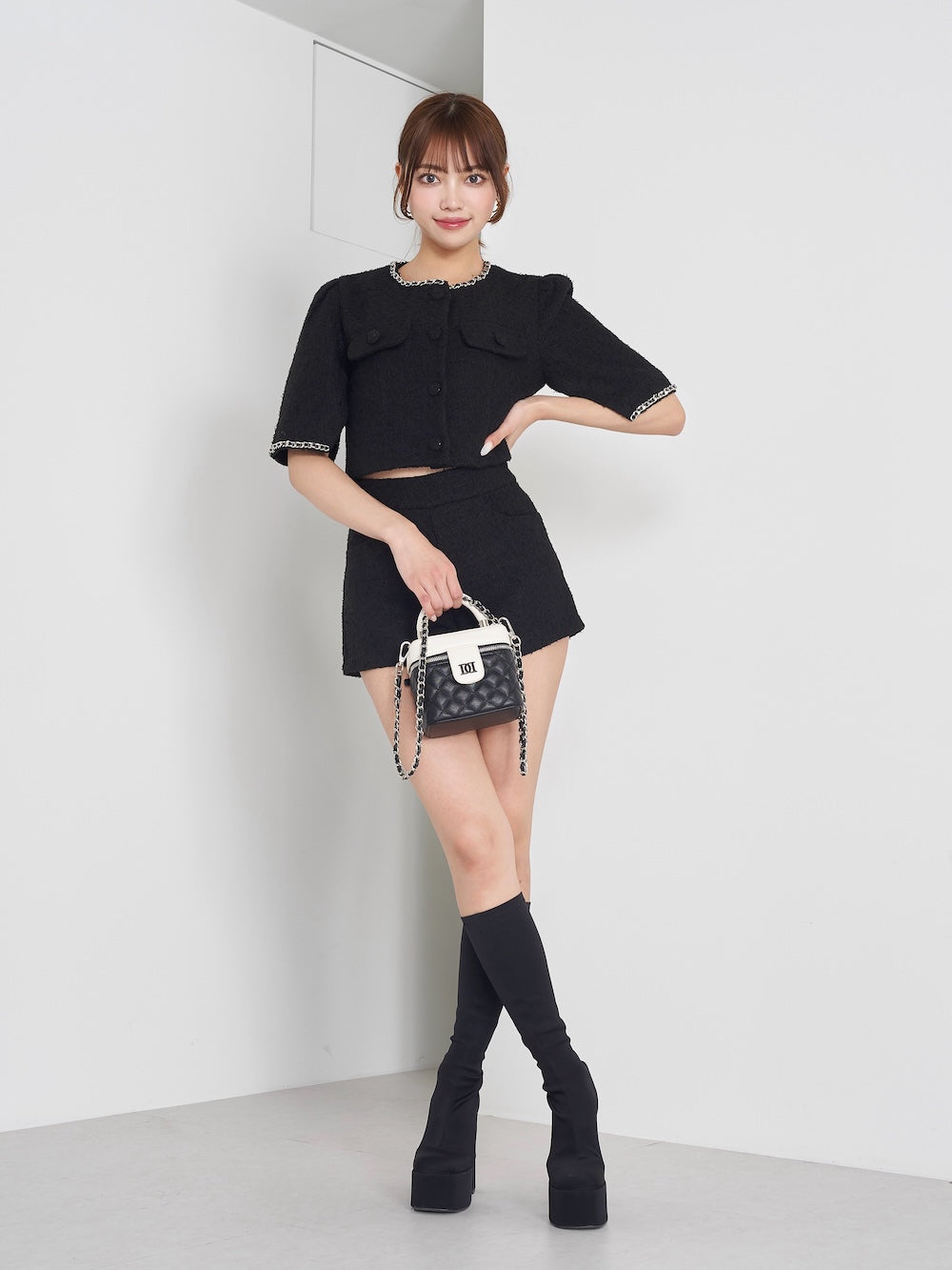 モデル:163cm(着用サイズ:S 着用カラー:BLK)
