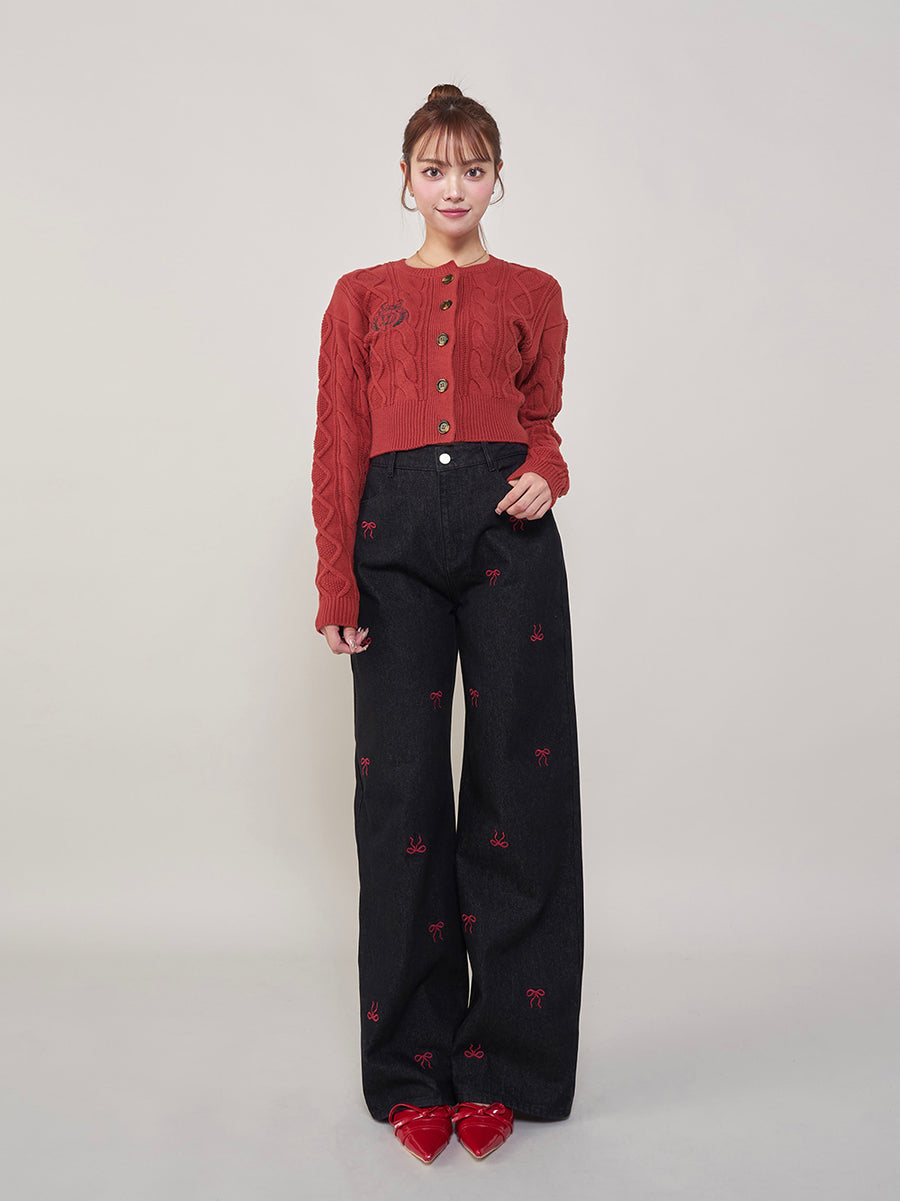 モデル:163cm(着用サイズ:FREE 着用カラー:RED)