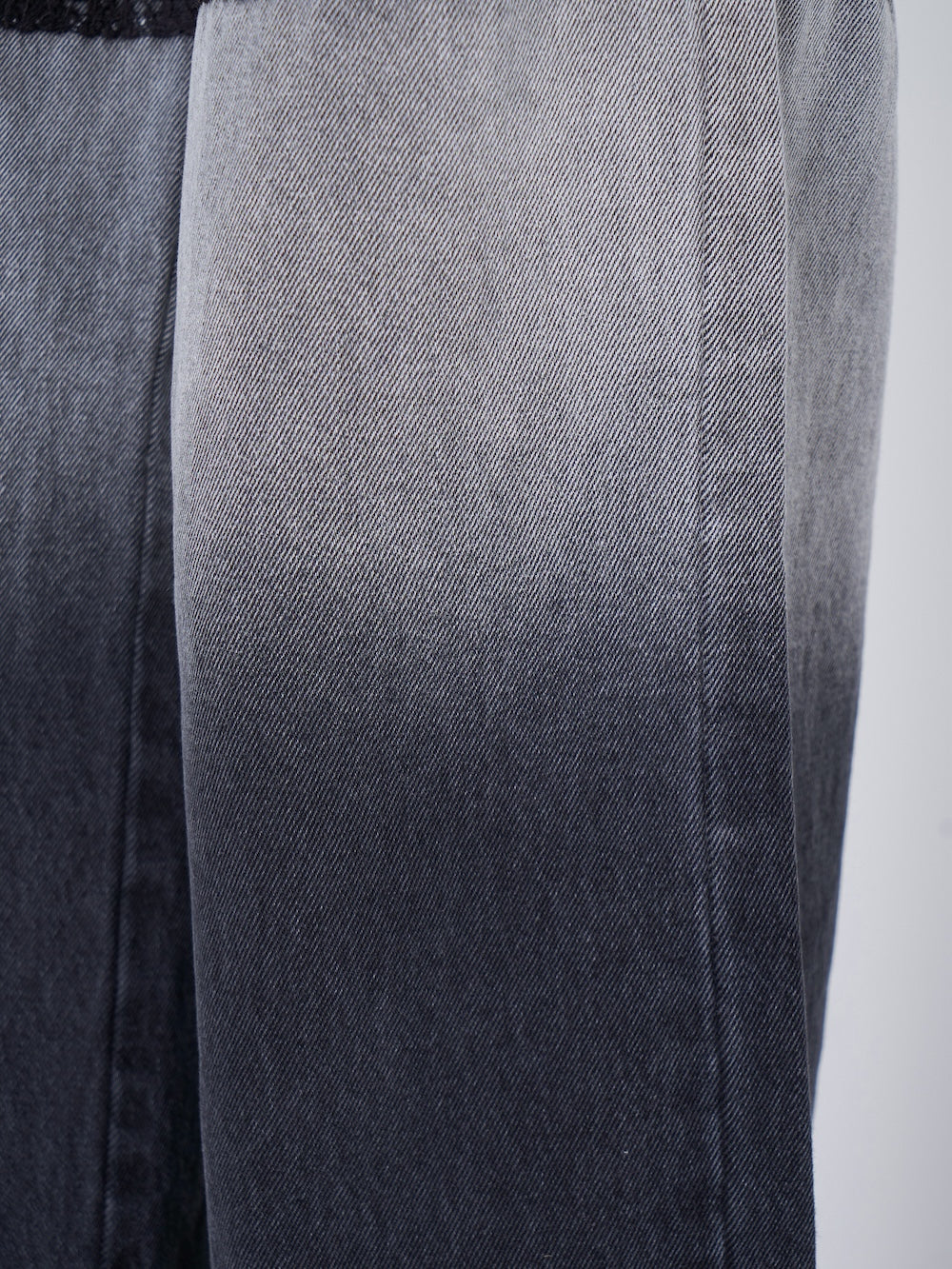 モデル:163cm(着用サイズ:S 着用カラー:BLK)
