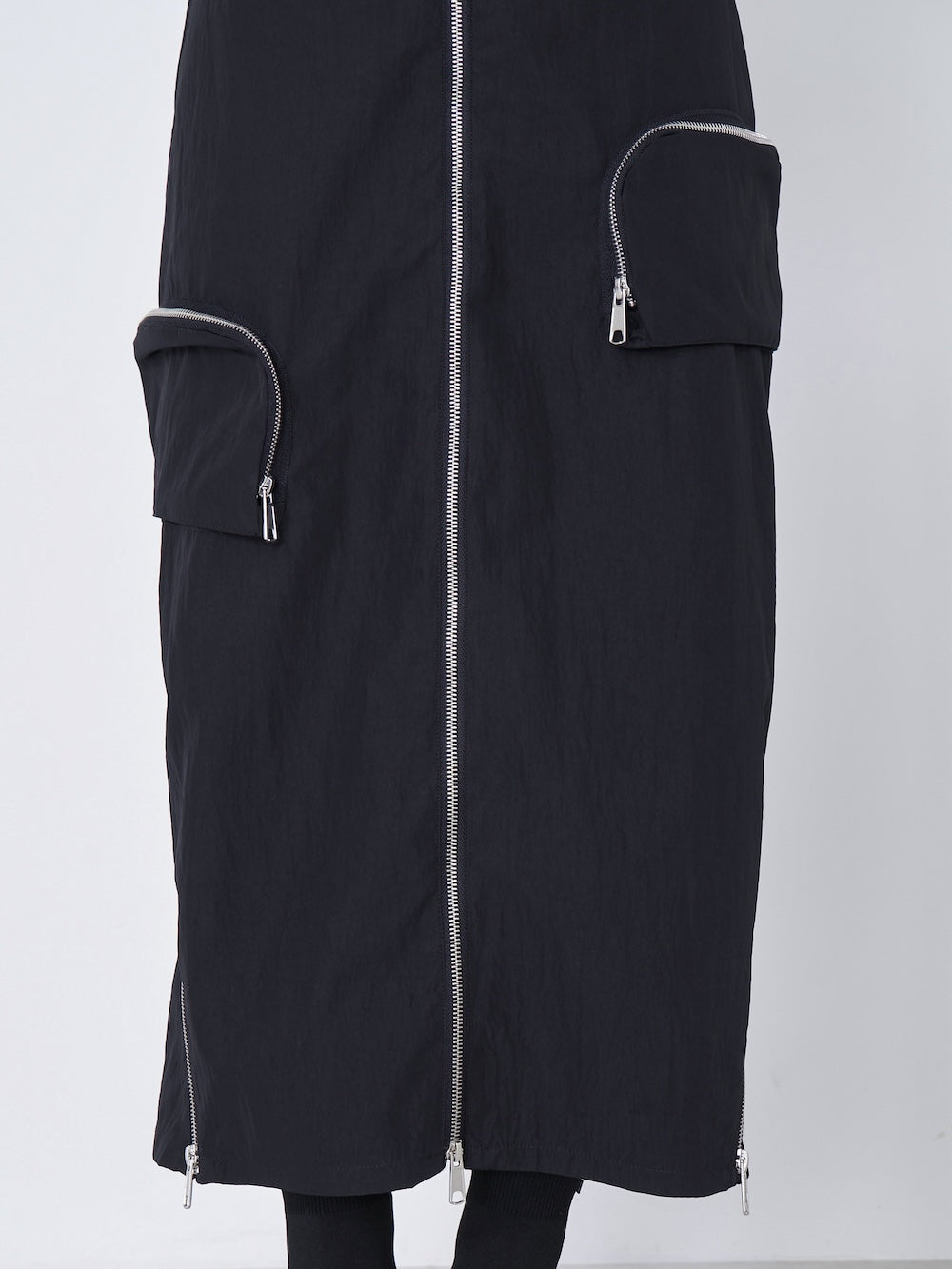 モデル:163cm(着用サイズ:FREE 着用カラー:BLK)