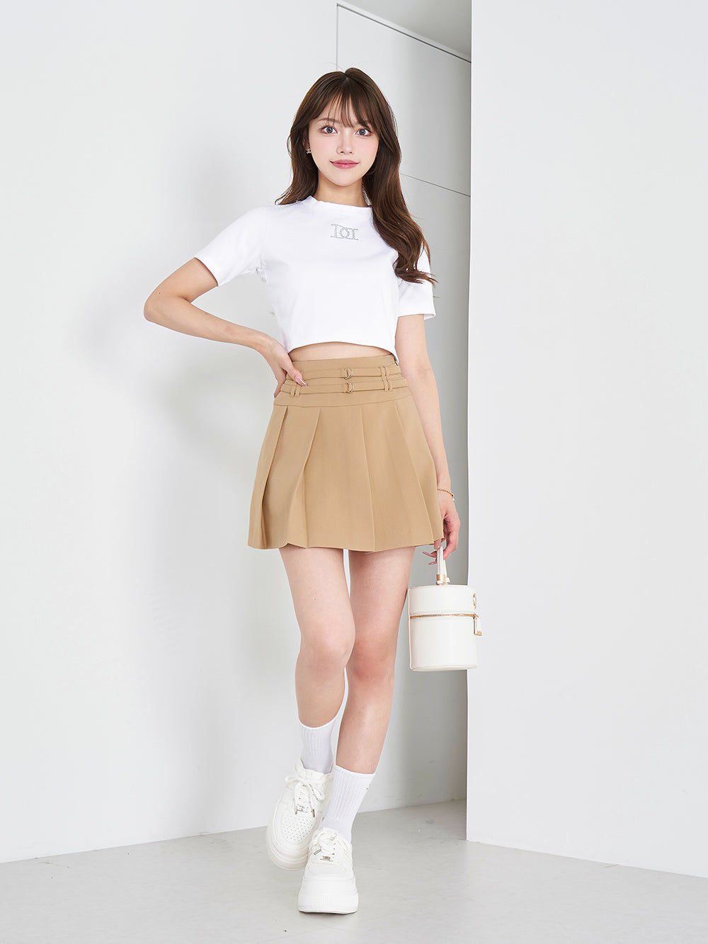 モデル:163cm(着用サイズ:S 着用カラー:BEG)