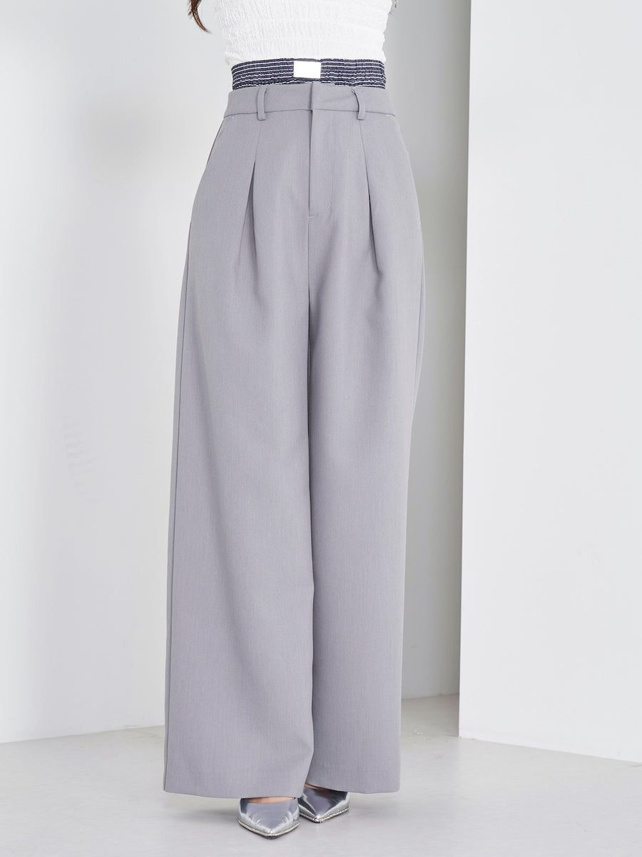 モデル:163cm(着用サイズ:FREE 着用カラー:GRY)