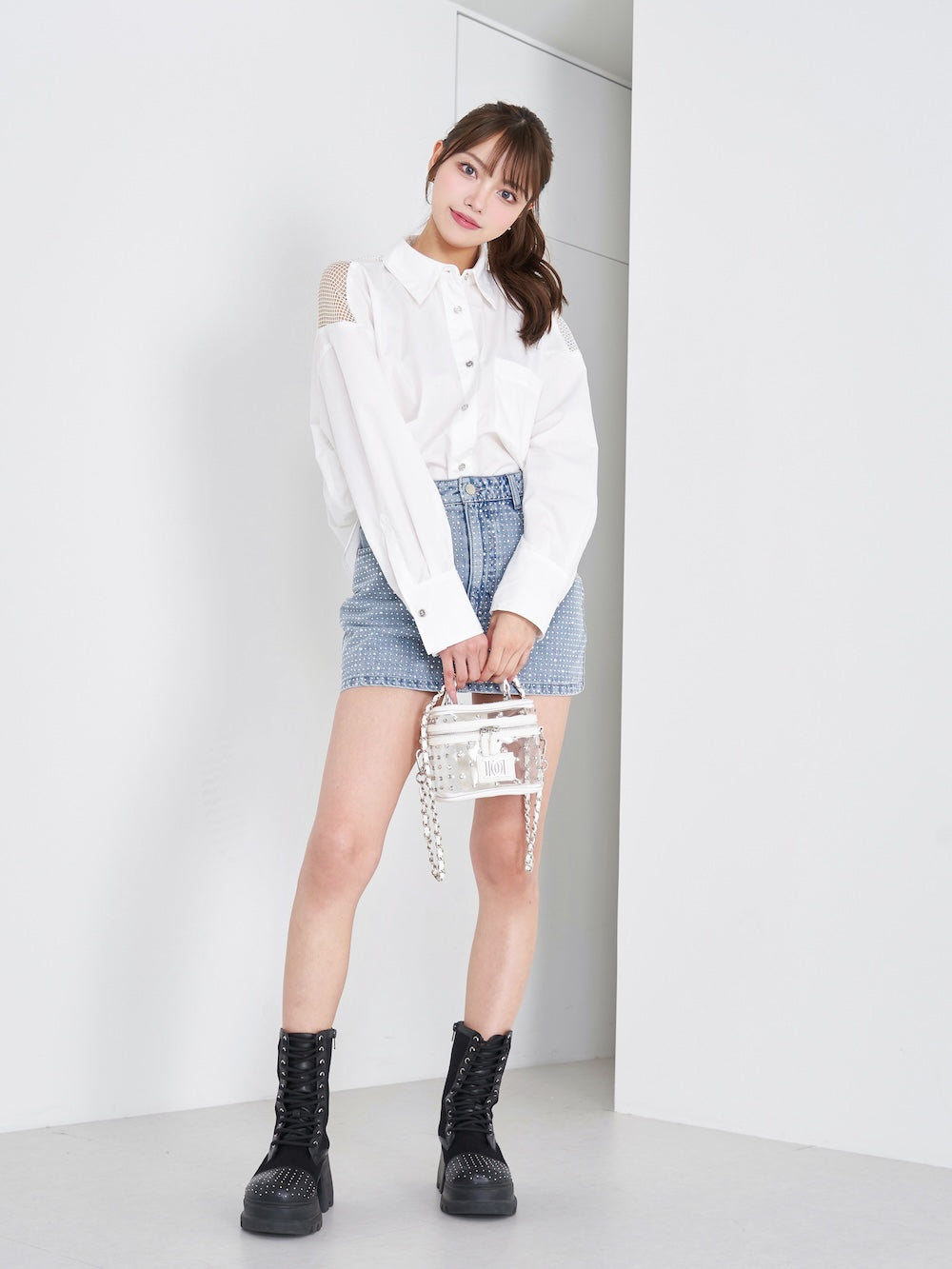 モデル:163cm(着用サイズ:FREE 着用カラー:WHT)