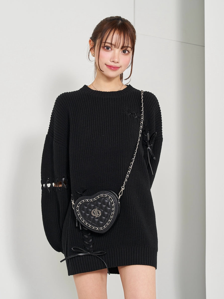 モデル:163cm(着用サイズ:FREE 着用カラー:BLK)