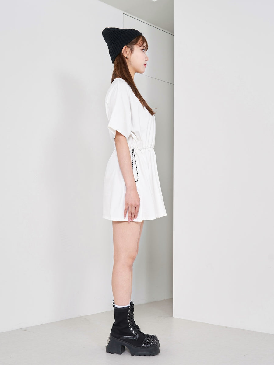モデル:163cm(着用サイズ:FREE 着用カラー:WHT)