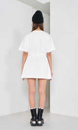モデル:163cm(着用サイズ:FREE 着用カラー:WHT)