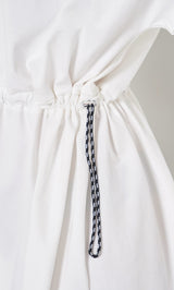 モデル:163cm(着用サイズ:FREE 着用カラー:WHT)